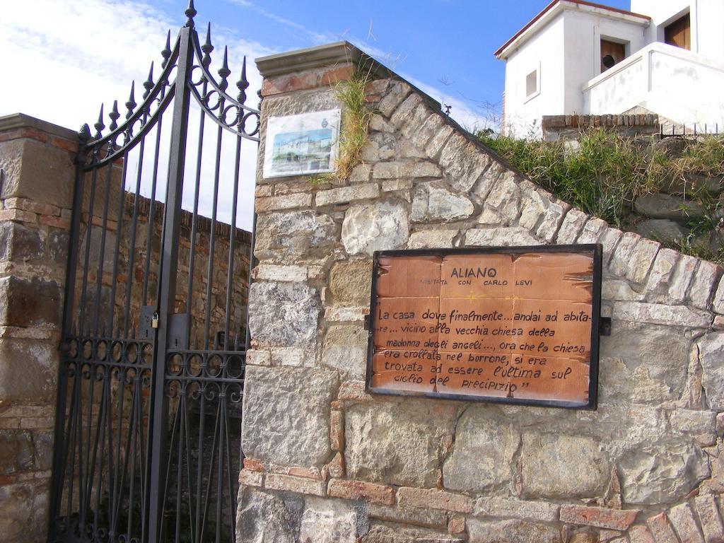 Casa Vacanze Isabella Aliano Exteriér fotografie